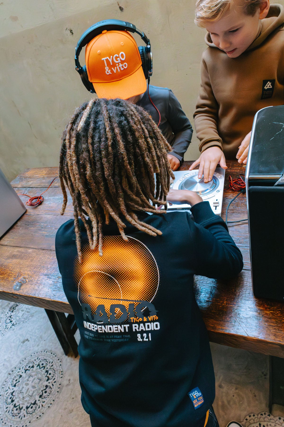 Sweater Silver Zwart