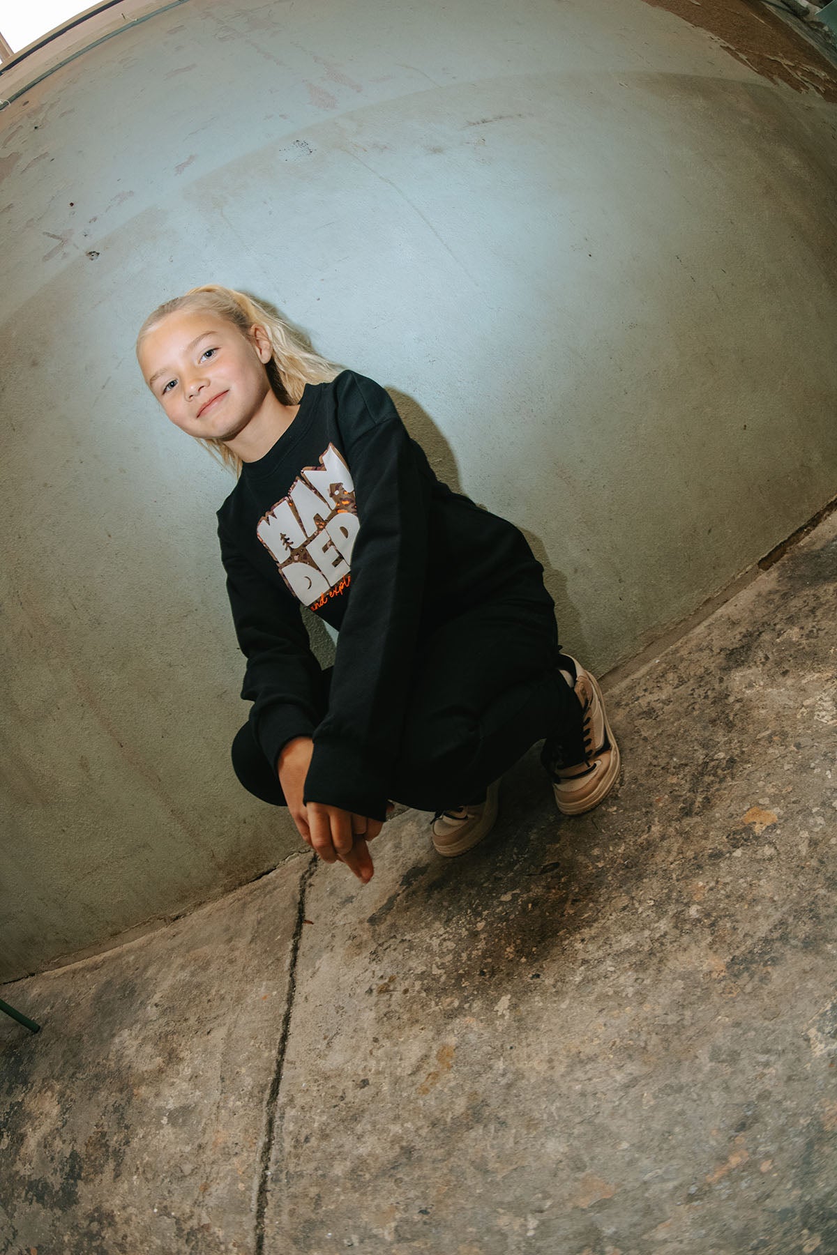 Girls Sweater Sanne Zwart